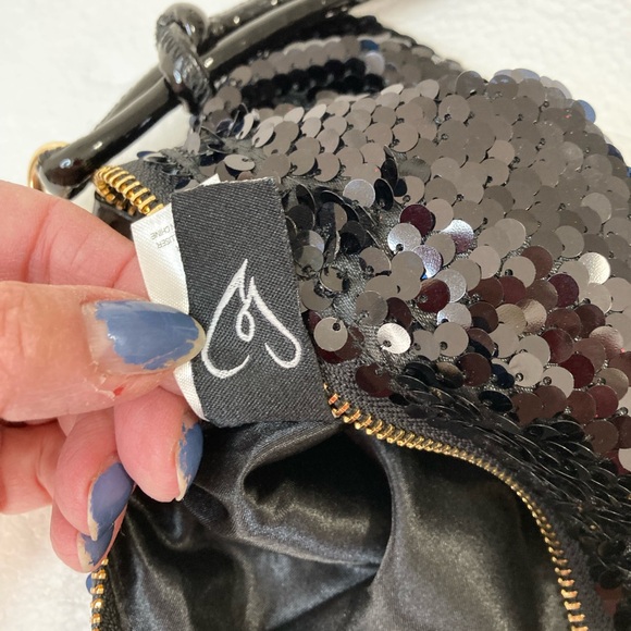 Black sequine purse - Picture 8 of 11